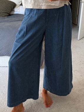 GAP Doen collab trousers